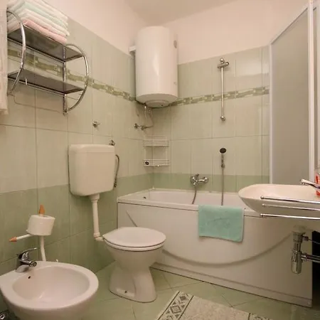 2253b Апартаменты Медулин